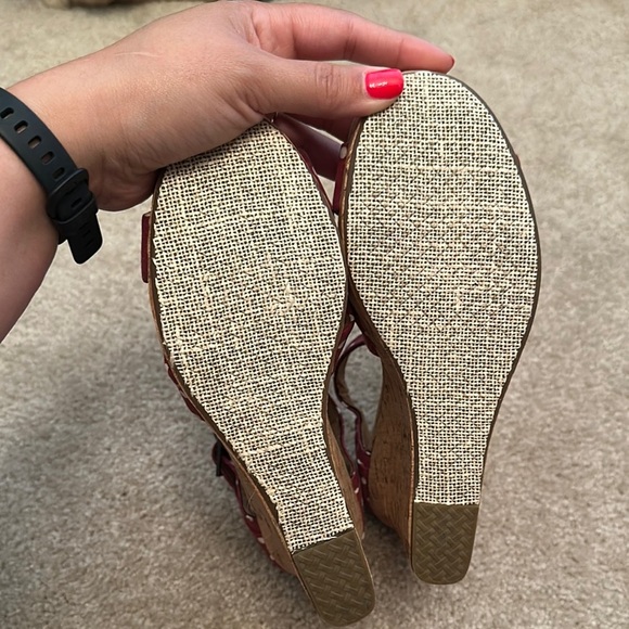 TOMS Women's Burgundy Polka Dot Wedge Cork Sandals 7.5 Open Toe Casual Party - Picture 7 of 10